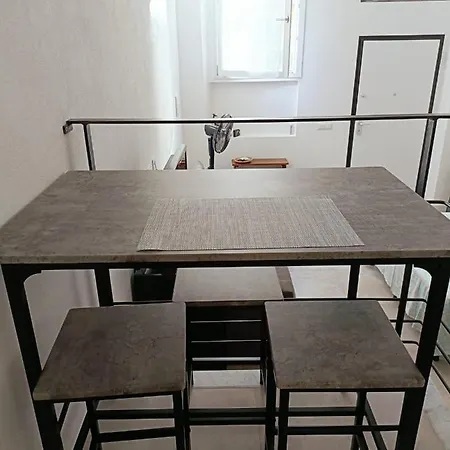 Mini Loft La Tana Apartment